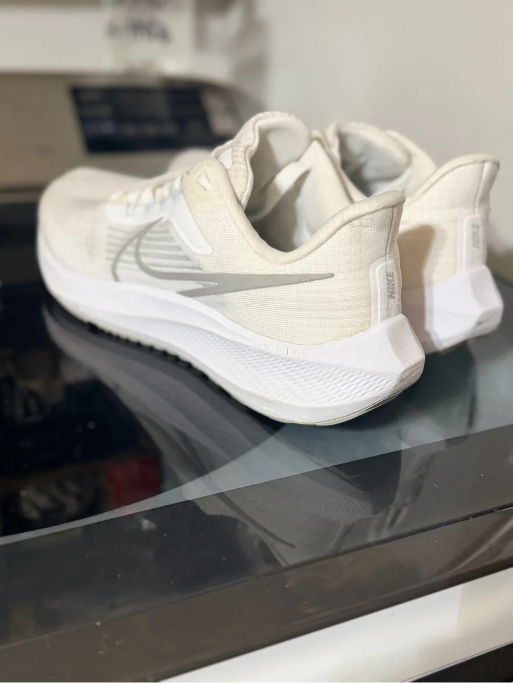 Nike Air Zoom Pegasus 39 Womens 9.5 White Pure Platinum Running Shoes DH4072-100